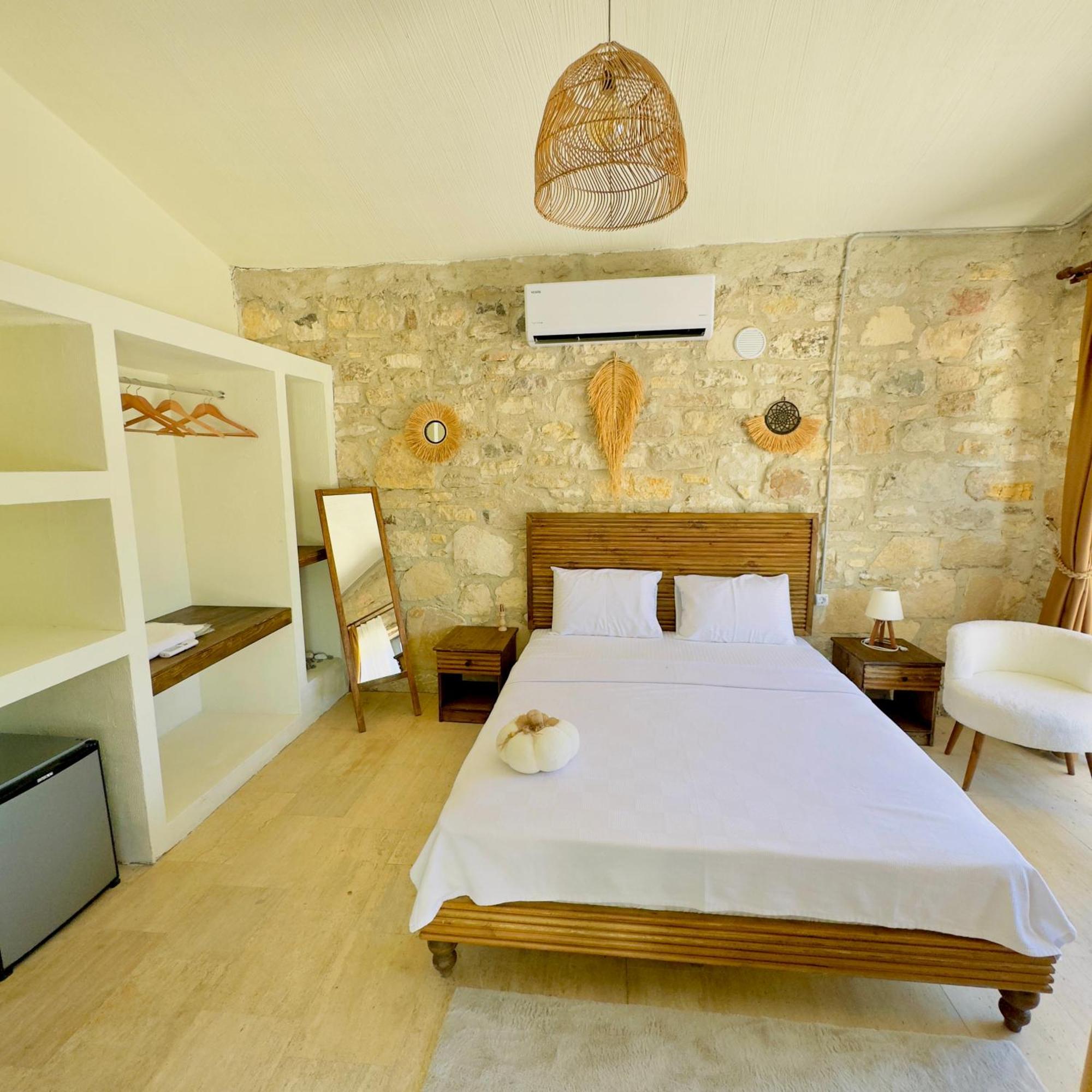 Ride And Stay Cesme Exterior photo