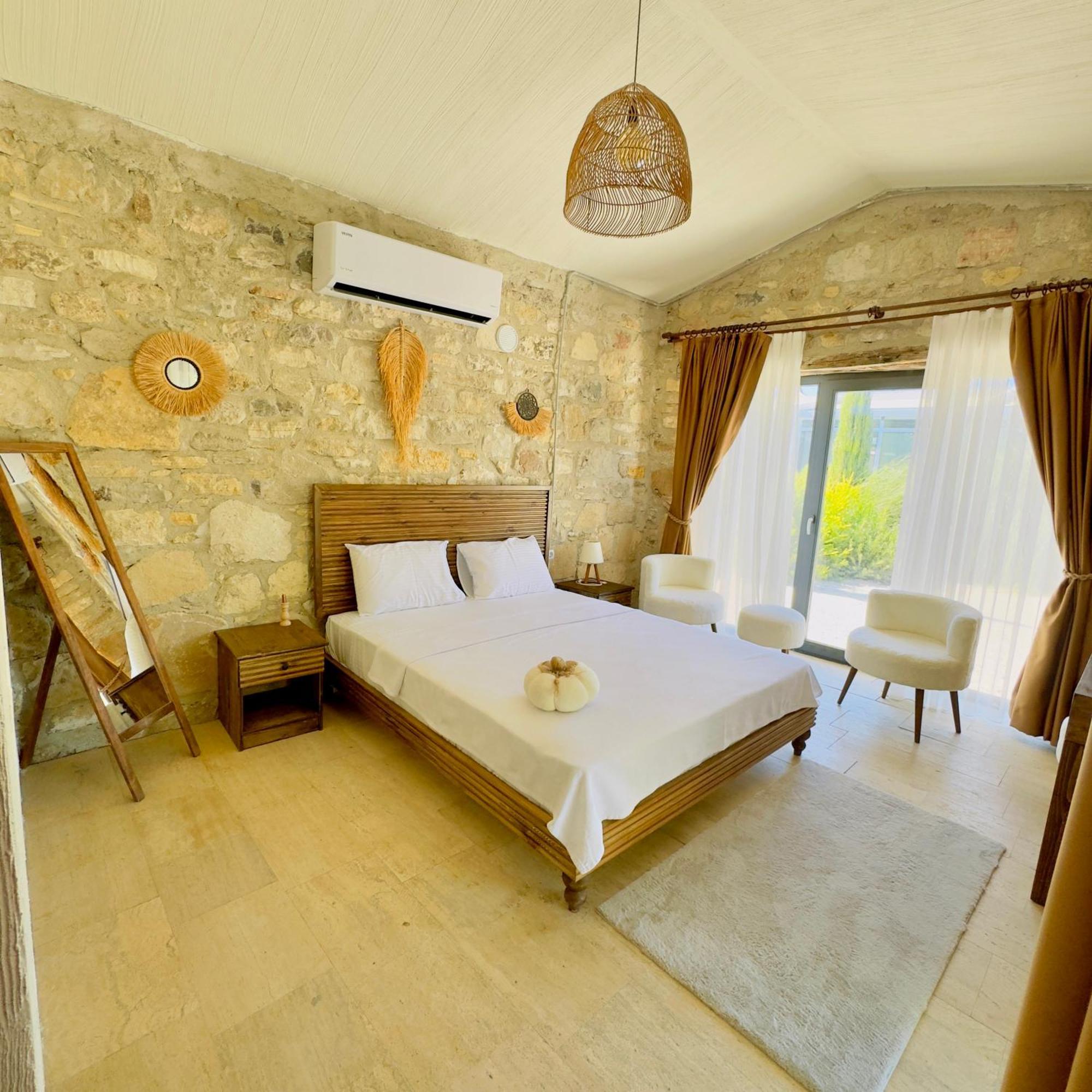 Ride And Stay Cesme Exterior photo