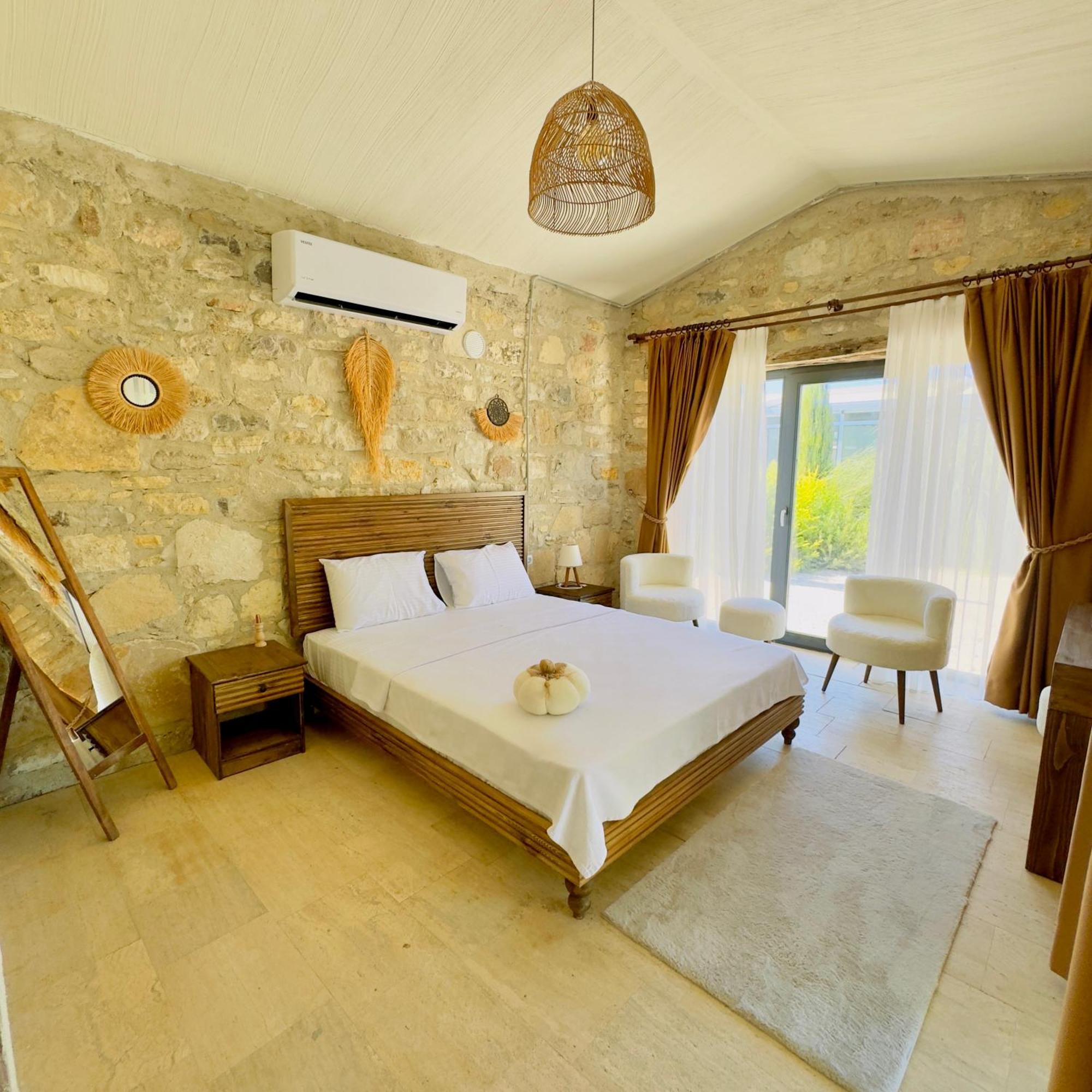 Ride And Stay Cesme Exterior photo