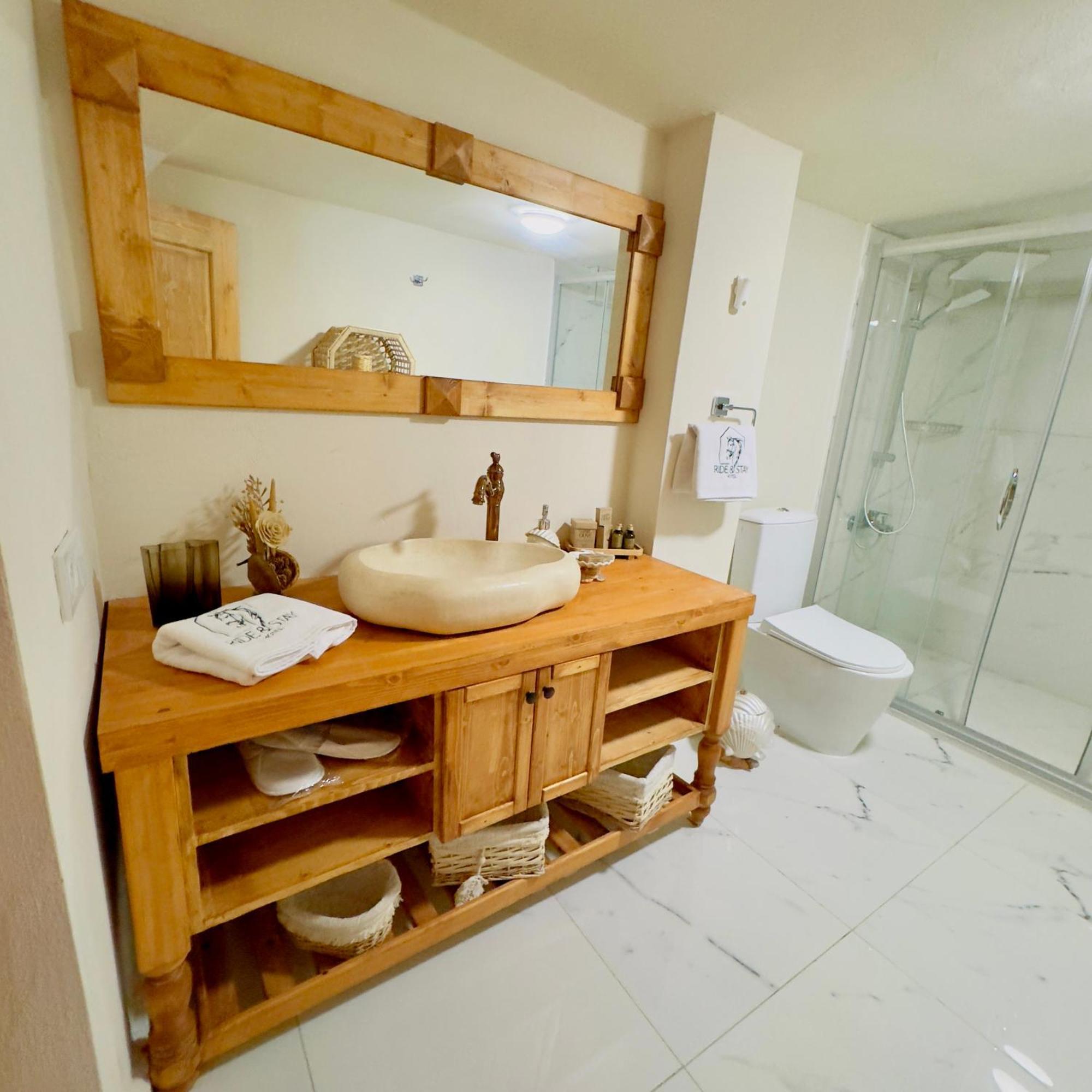 Ride And Stay Cesme Exterior photo