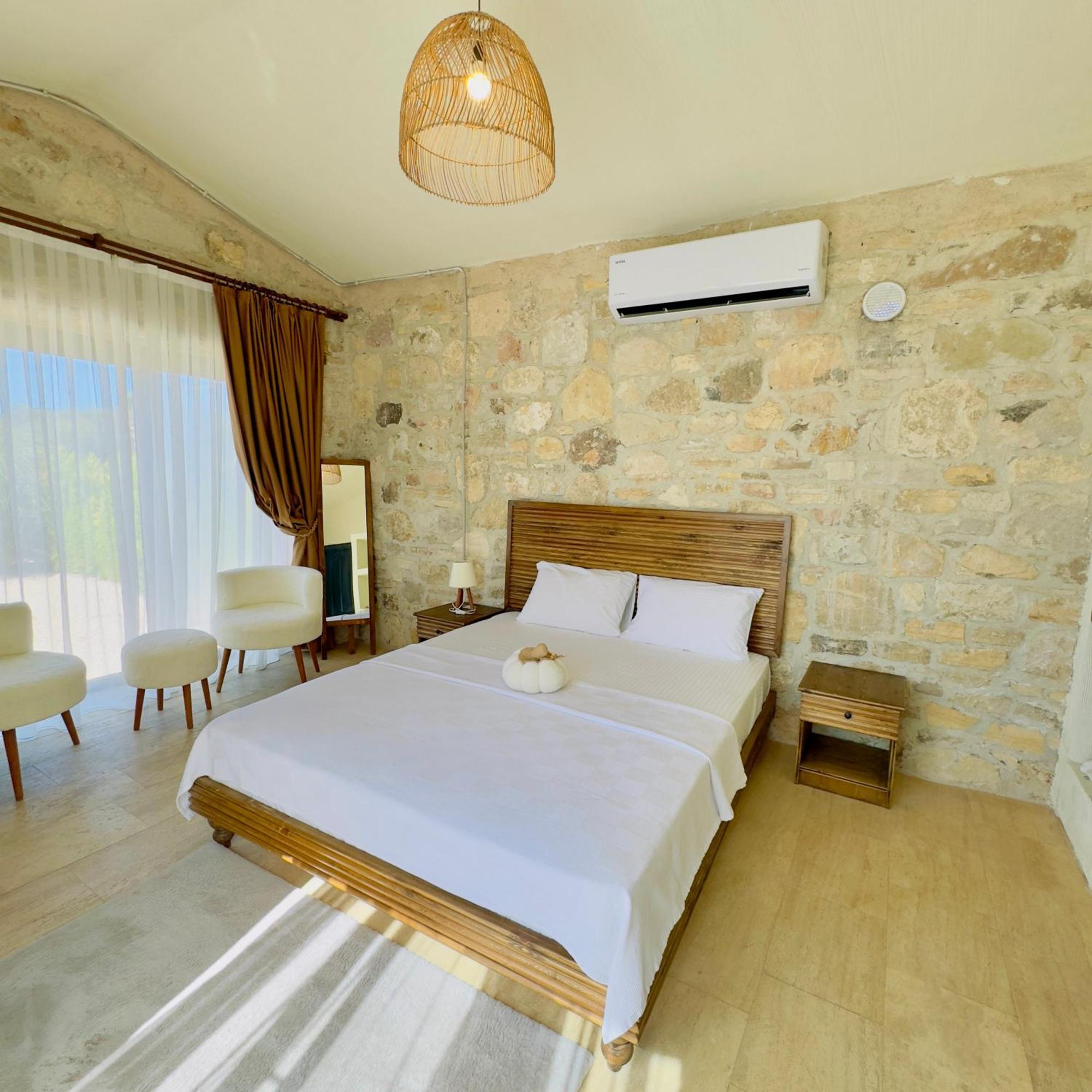 Ride And Stay Cesme Exterior photo